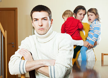 [Ирина Смолярчук] Отец не занимается ребенком (202_0.jpg